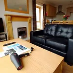 Sala Lakeside Aparthotel