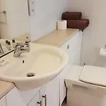 Sala Lakeside Aparthotel Ξενοδοχείο με διαμερίσματα