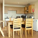 Sala Lakeside Aparthotel Ξενοδοχείο με διαμερίσματα