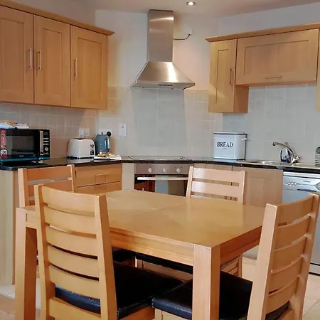 St Angela's Lakeside Sala Apartment 4*