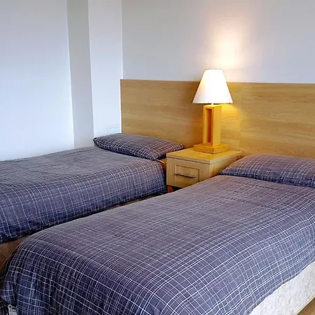St Angela's Lakeside Sala 4*