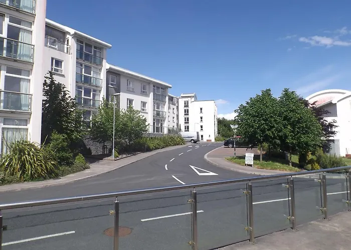 Lägenhetshotell St Angela's Lakeside Sala